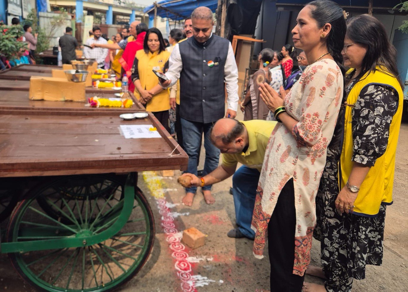 Hand Cart Distribution